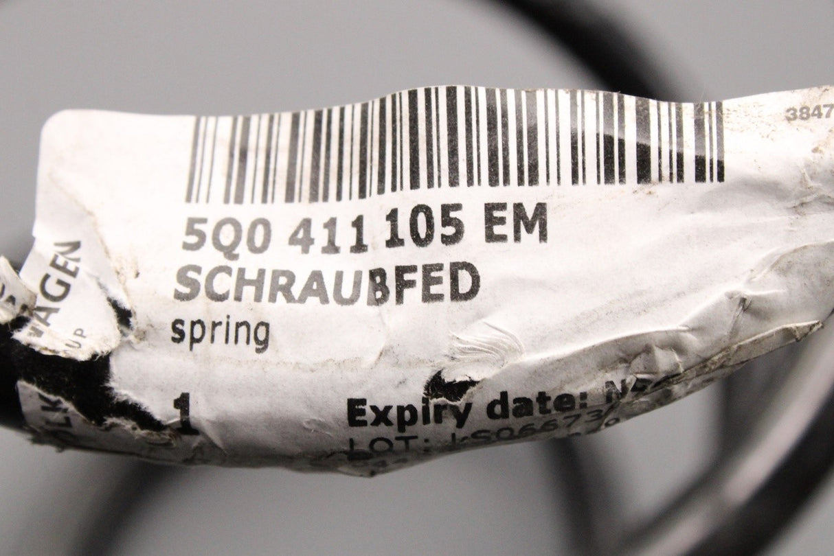 Audi A3 8V 8Y Skoda Karoq SEAT Leon front coil spring (x1) 5Q0411105EM