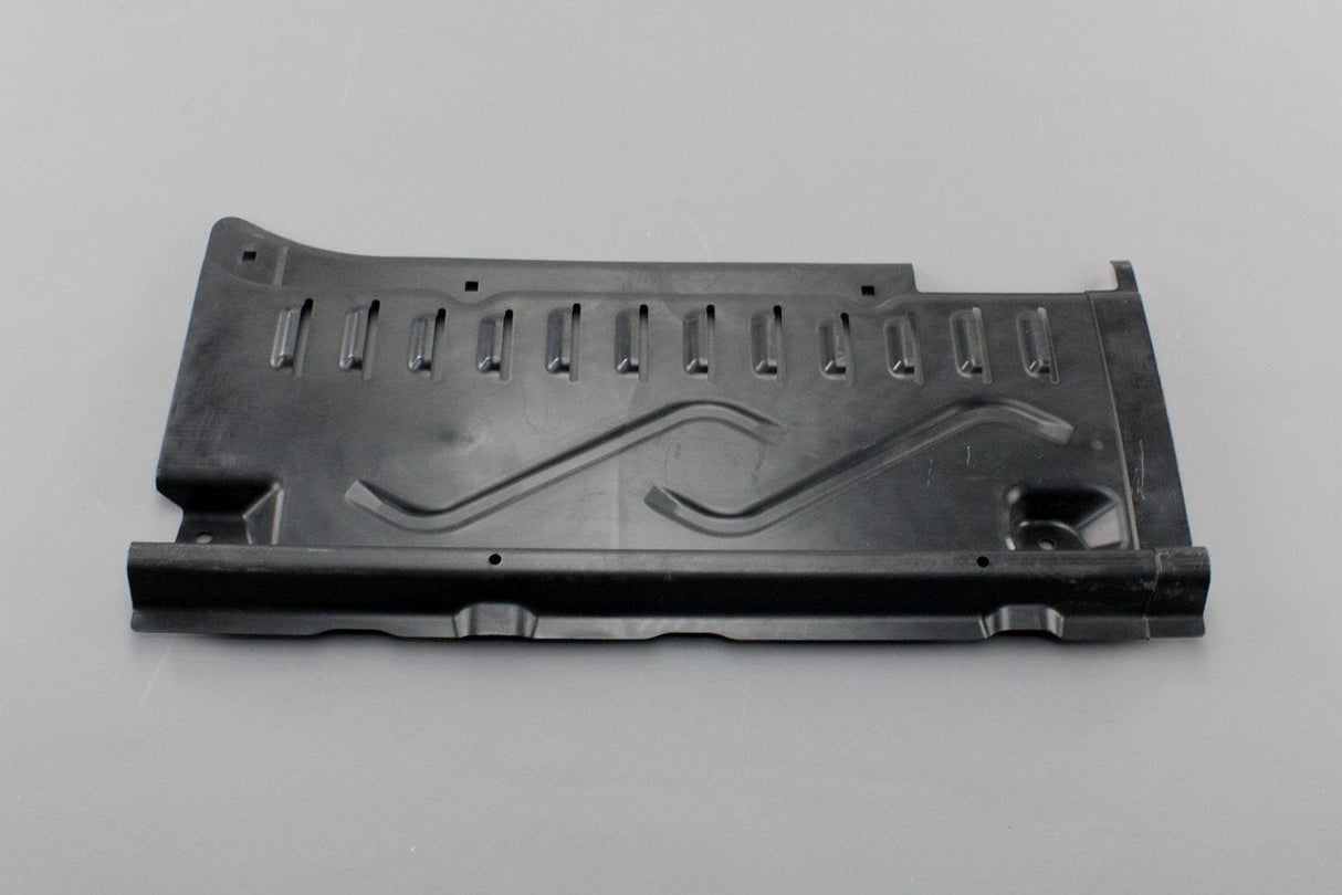 VW Transporter T5.1 T6 rear underbody protection trim (right) 7E0825210