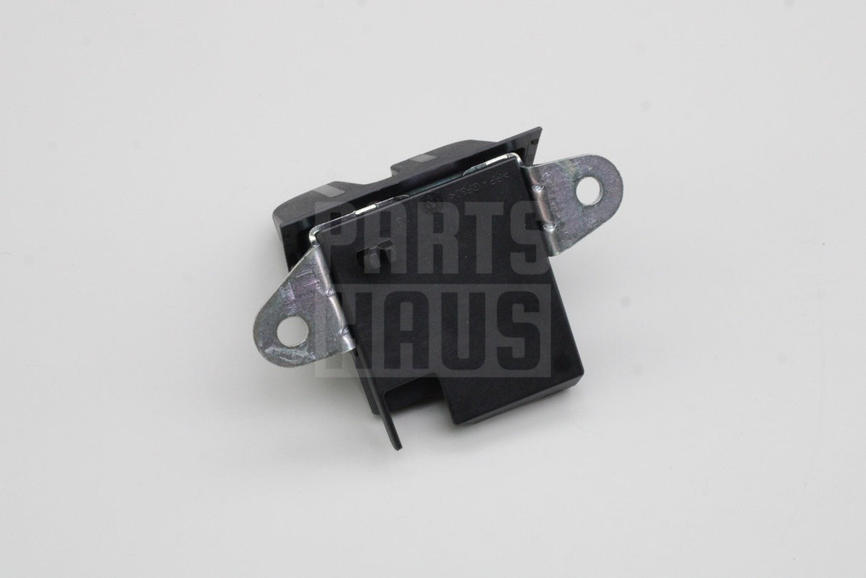 SEAT Ibiza 2018-on tailgate boot lid lock w/ microswitch 6F0827505B 9B9