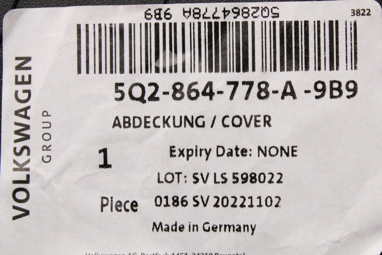 VW Golf MK7 MK8 Skoda SEAT Leon 13-on cover for footrest 5Q2864778A 9B9