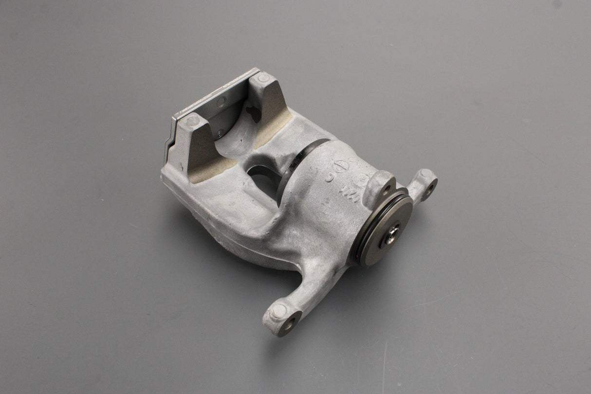 Mercedes-Benz ML GLE rear brake caliper housing (left) A1664230781