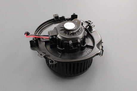 VW Golf MK7.5 MK8 Audi RSQ3 TTRS Skoda SEAT heater blower fan 5WC819015