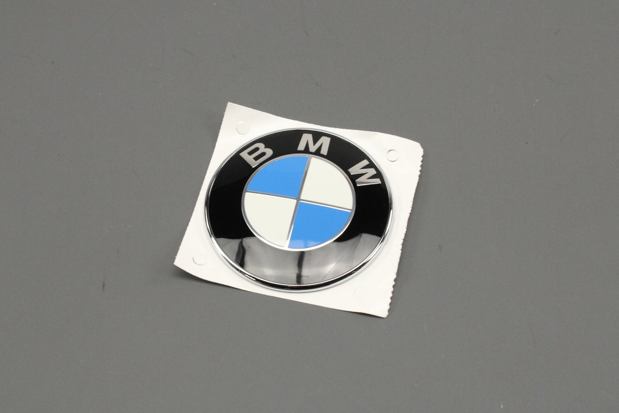BMW Z4 E89 2008-2016 rear boot lid emblem badge 51147200474