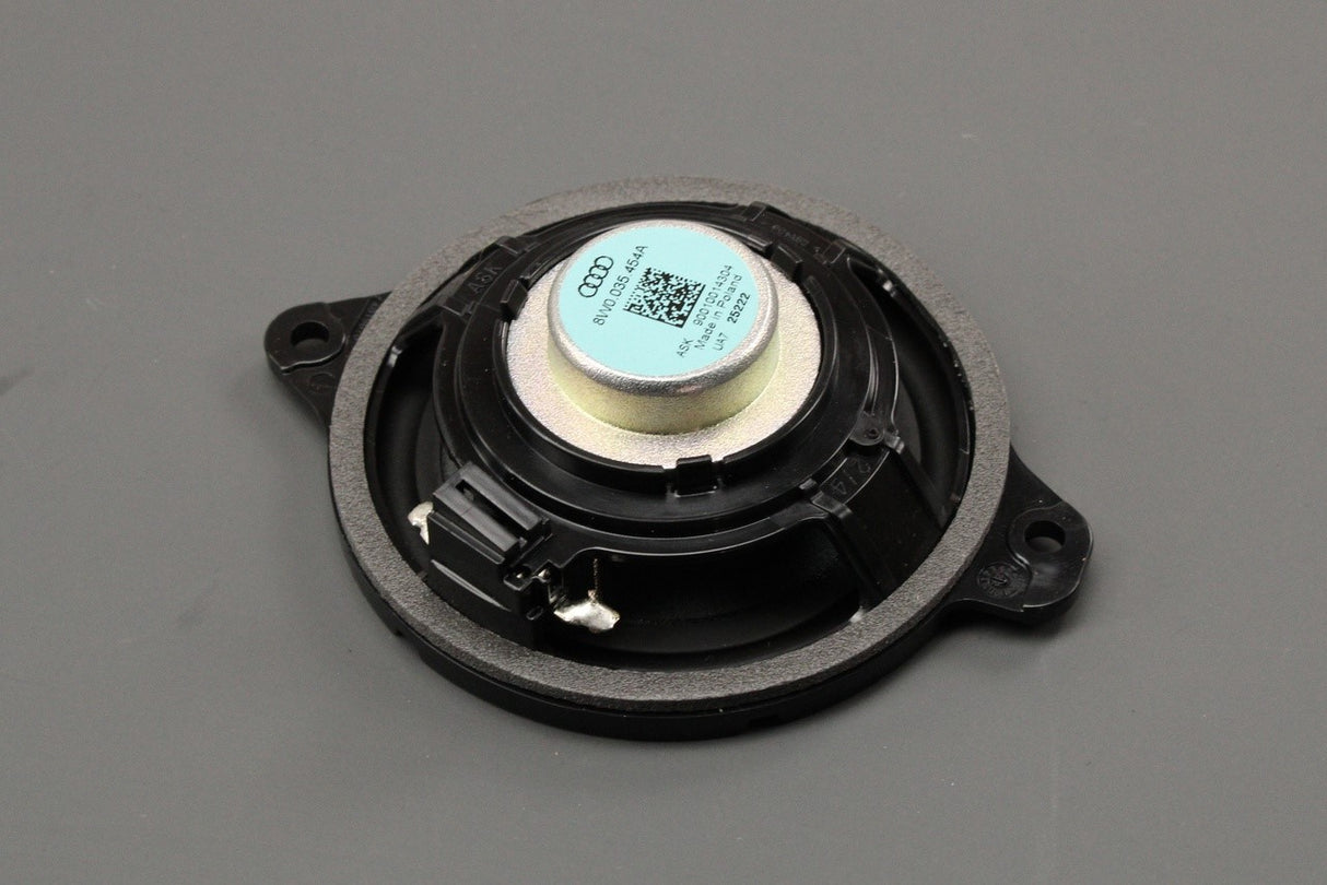 Audi A4 S4 RS4 A5 RS5 16-on mid tone speaker (front centre) 8W0035454A