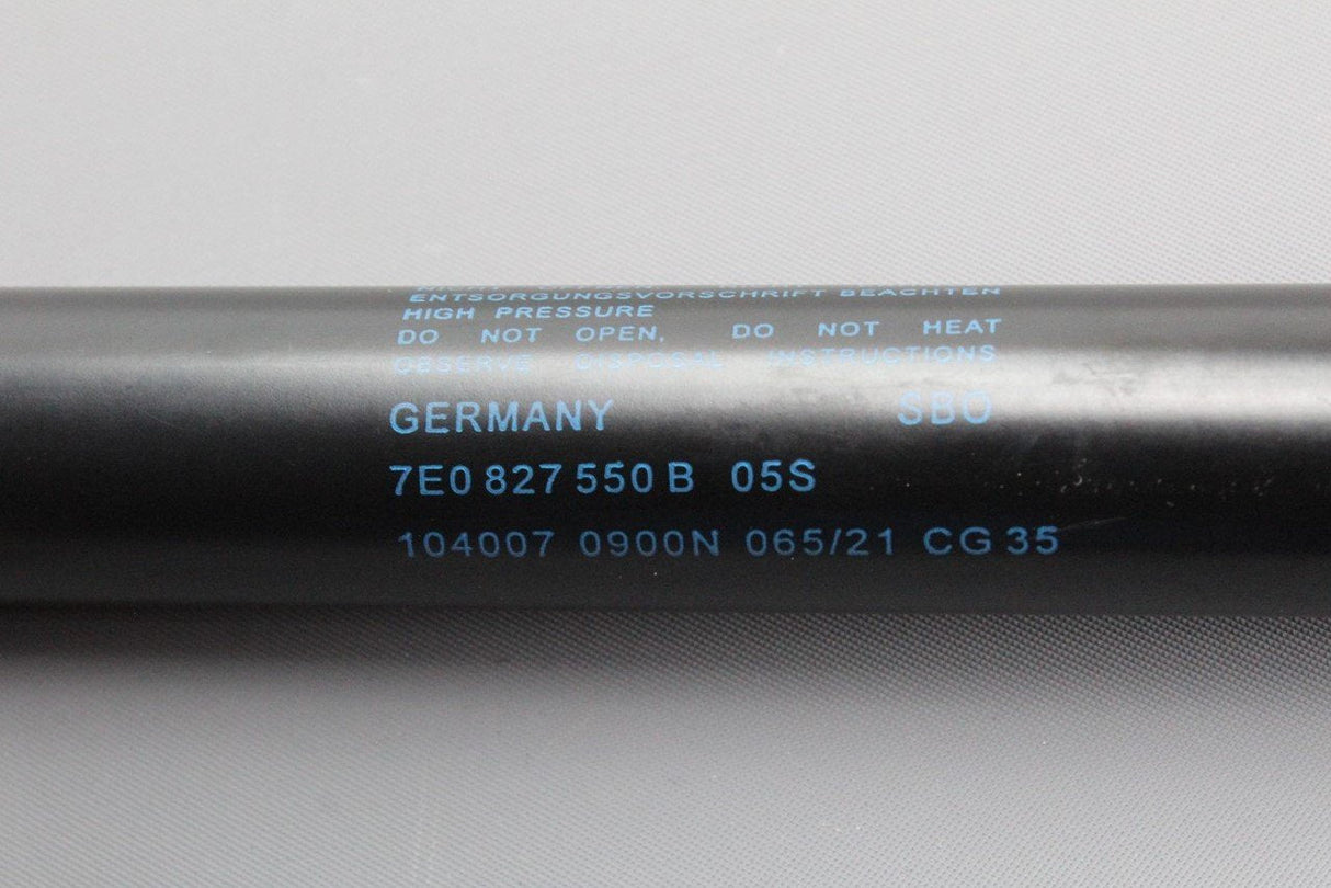 VW Transporter Caravelle Cali T6 boot tailgate lift strut x2 7E0827550B