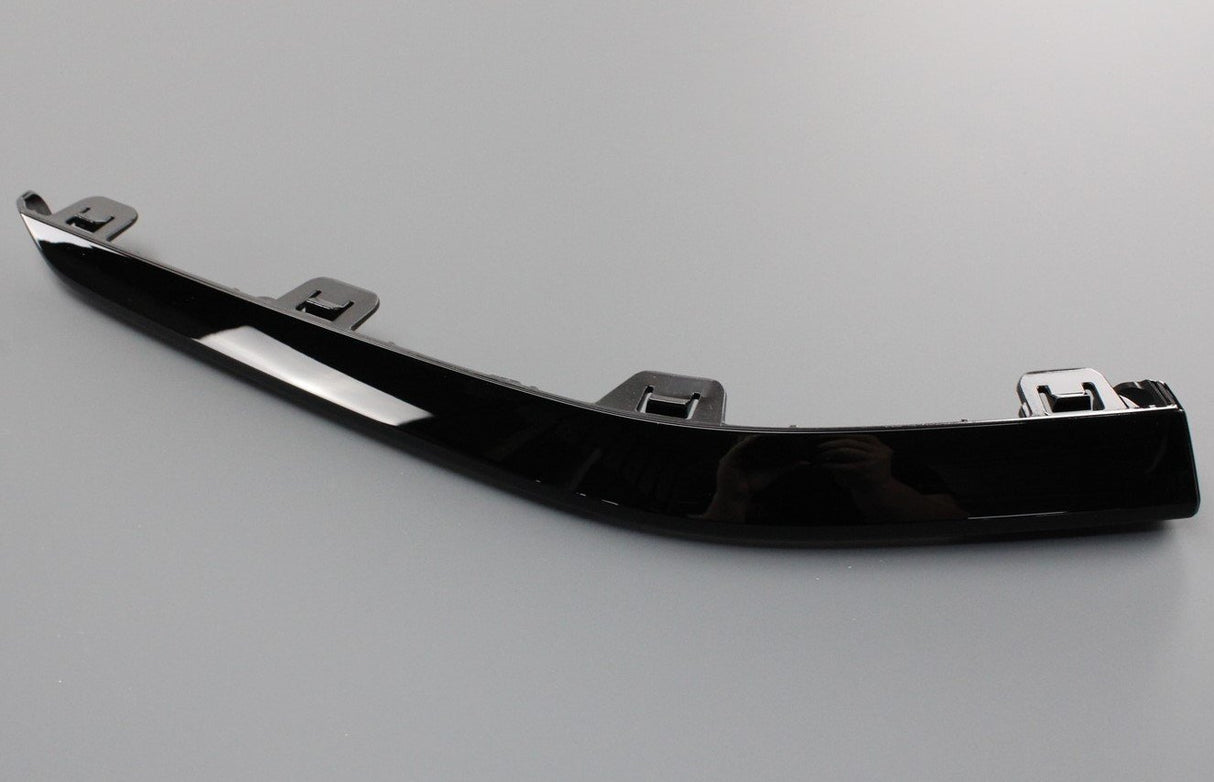 VW Golf R MK7.5 17-20 front bumper spoiler trim (left) 5G0805903J 041