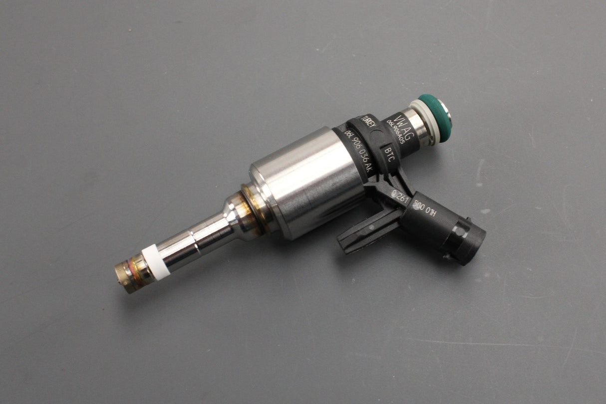 VW Audi Skoda SEAT 2.0 TSI TFSI fuel injector 06L906036AK