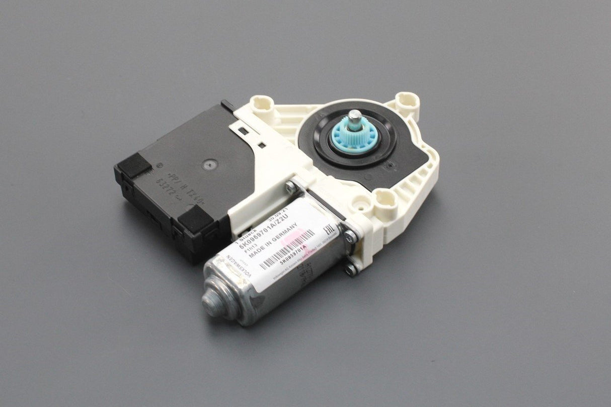 VW Golf 2008-09 LHD only window motor for drivers door 5K0959701A Z2U