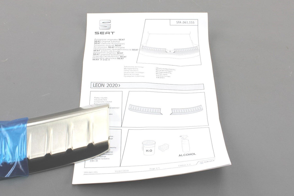 SEAT / CUPRA Leon 2020-on rear boot lid load edge protector 5FA061155