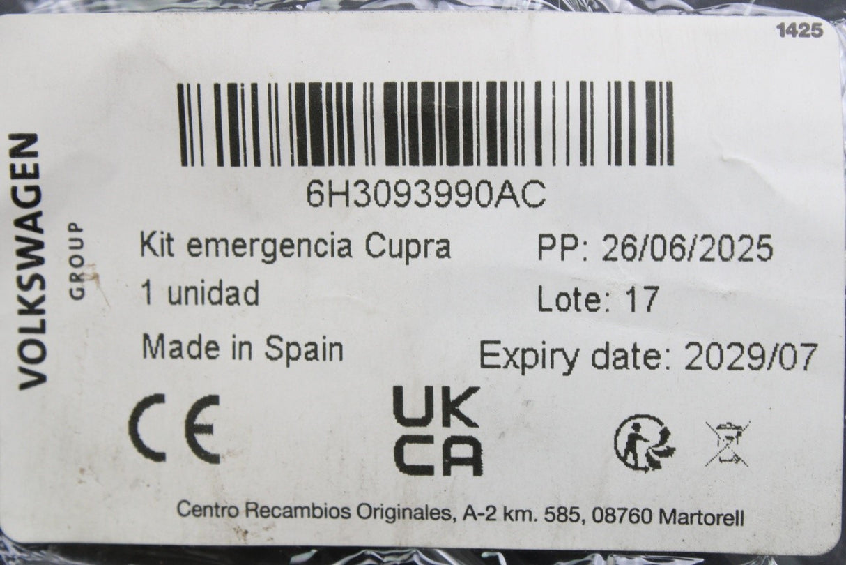 CUPRA accessory safety and first aid kit 6H3093990AC