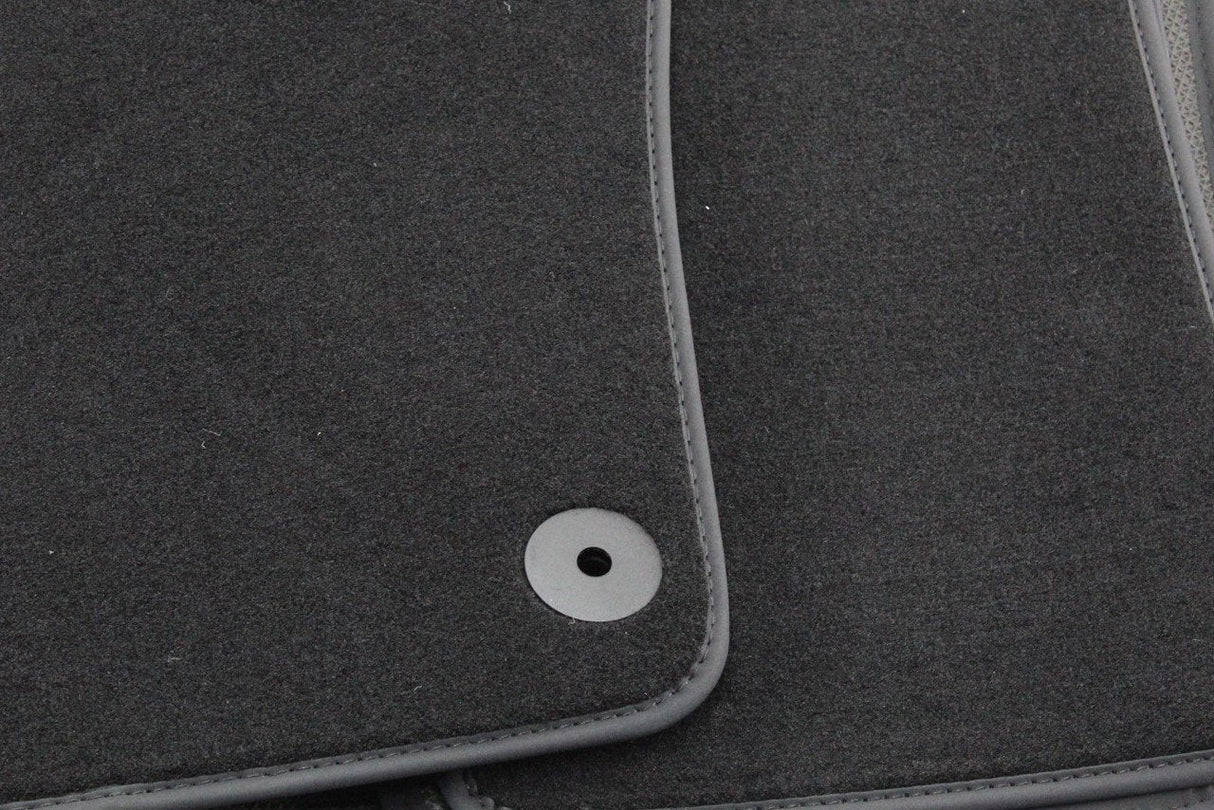 VW Sharan 2010-2015 carpet mat set black ZGB7N2061270WG