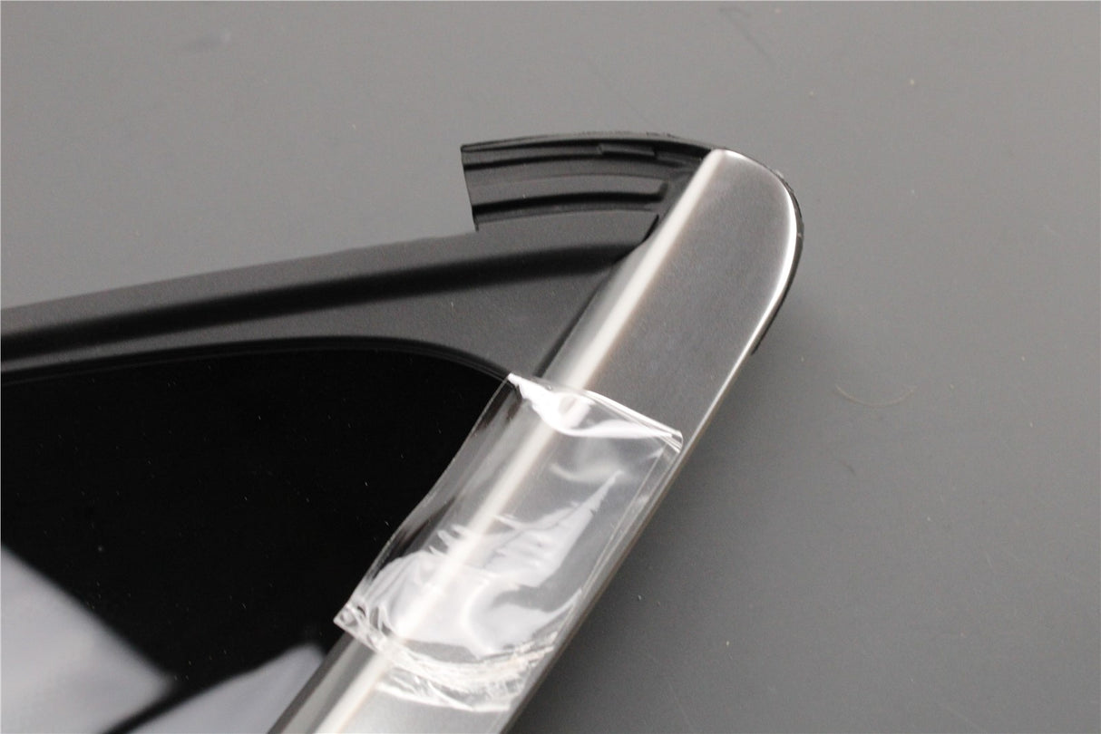 Mercedes-Benz C-Class Coupe rear side window (left) A2056703112