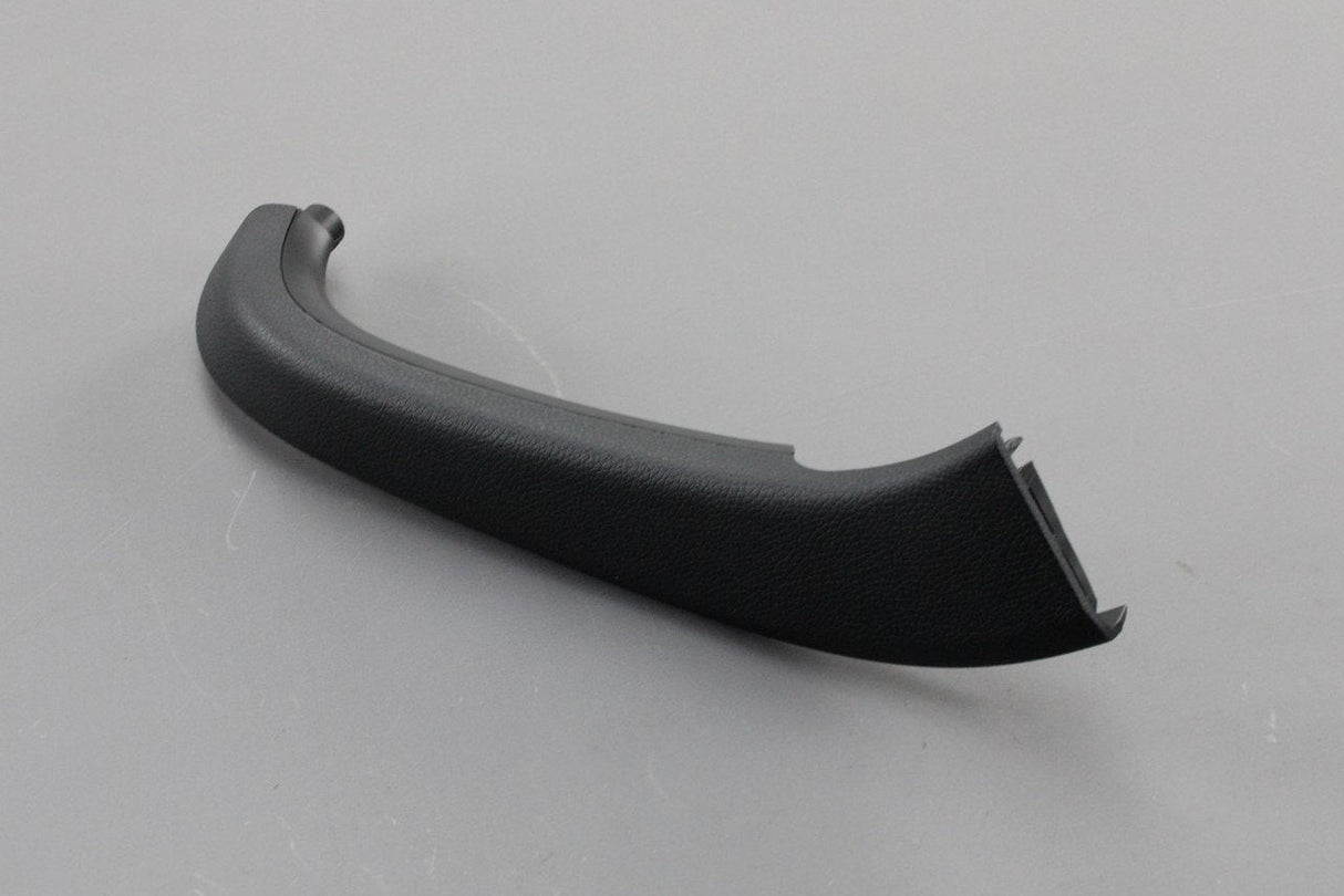 Skoda Yeti front/rear interior door panel handle (right) 5L0867198 9B9