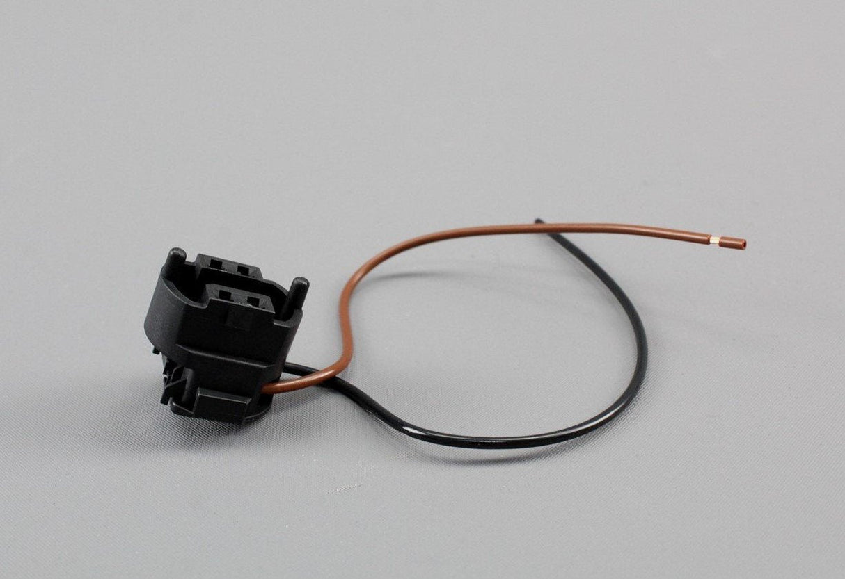 VW T5 Polo Passat Audi A1 A3 A6 RS6 H7 headlight bulb holder 000998953