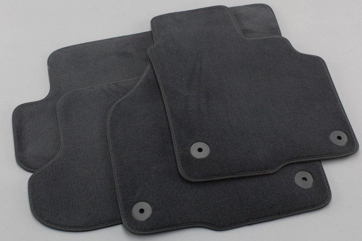 VW Beetle / Beetle Cabrio 2012- Textile floor mats RHD 5C2863011NEOM