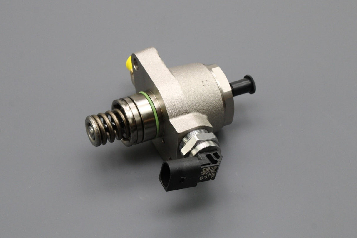 SEAT Ateca 16-on Leon 20-on 2.0 TSI high pressure fuel pump 06L127027C