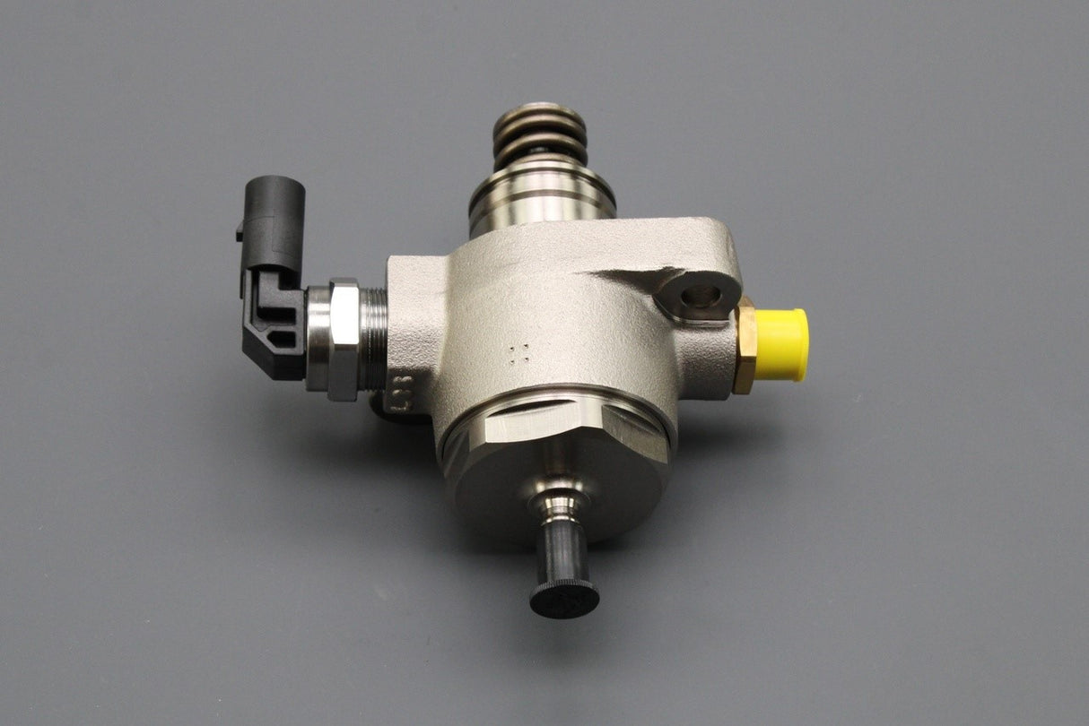 Audi A3 17-on Q2 Q3 19-26 TT 2.0 TSI high pressure fuel pump 06L127027C