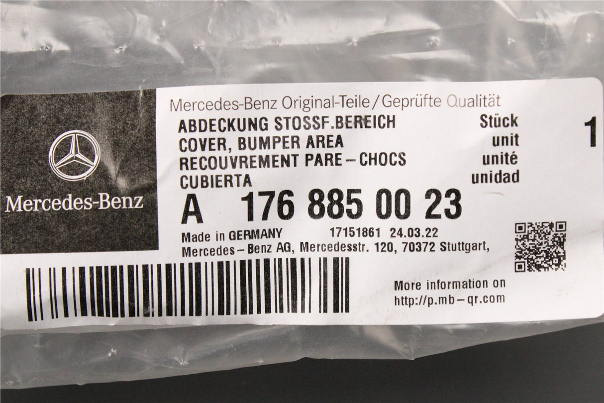 Mercedes-Benz A-Class W176 front bumper bracket (centre) A1768850023