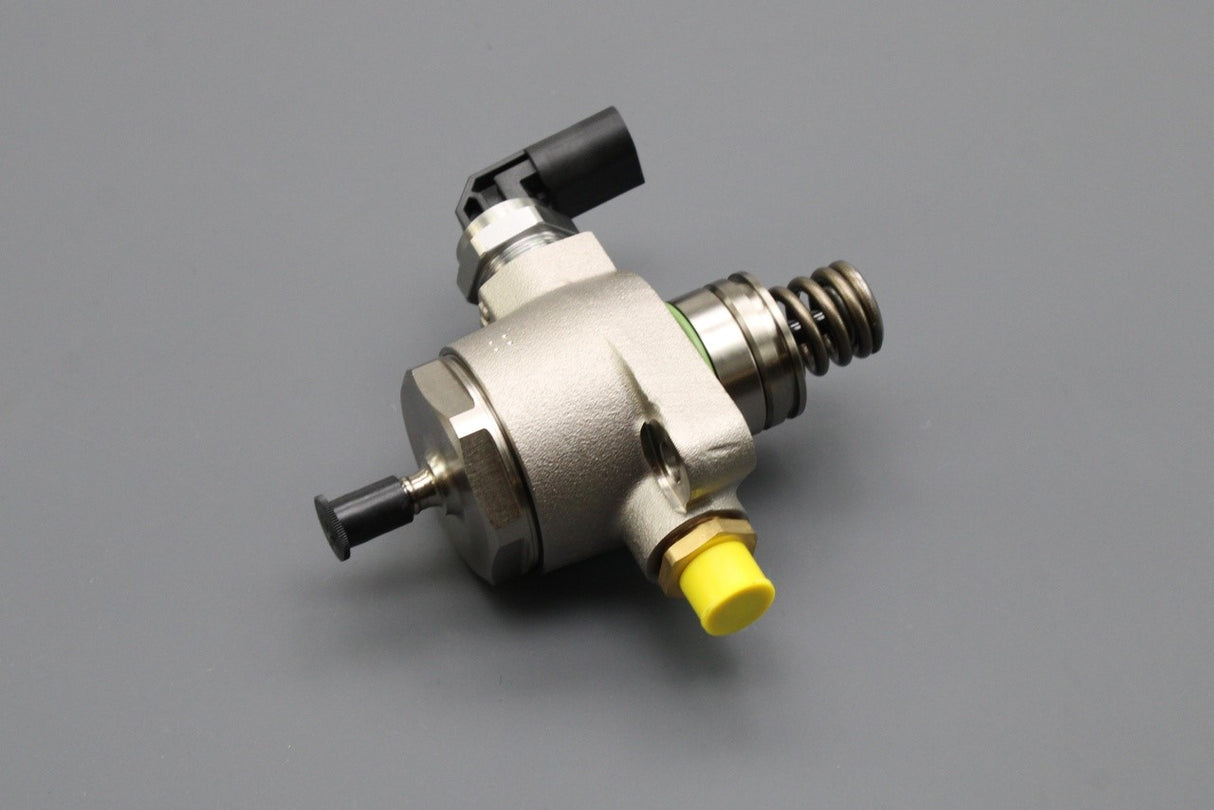 VW Golf Passat T-Roc Tiguan 2.0 TSI high pressure fuel pump 06L127027C