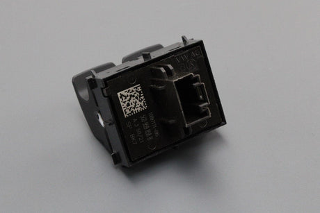 VW Golf MK7 electric window switch (2 door) 5G0959858B WHS