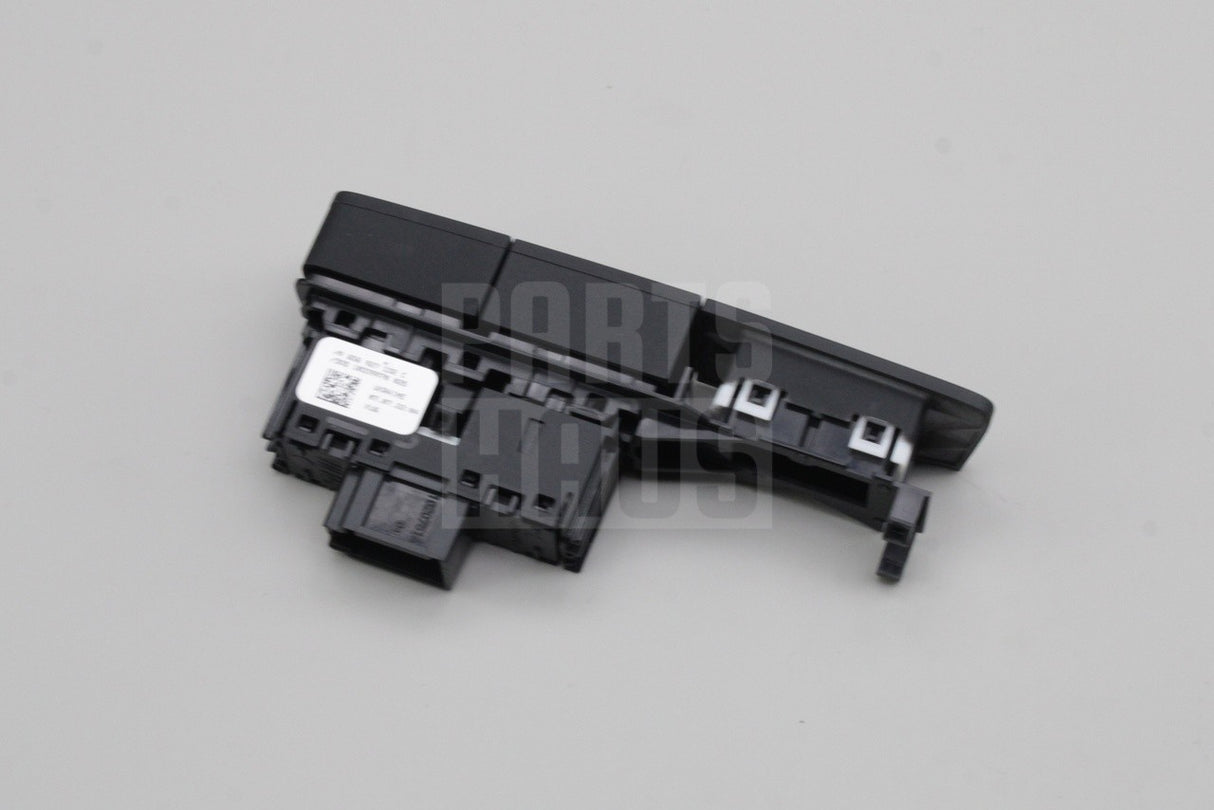 Skoda Kamiq Scala 2019-on RHD start / stop switch button 656927132C WHS