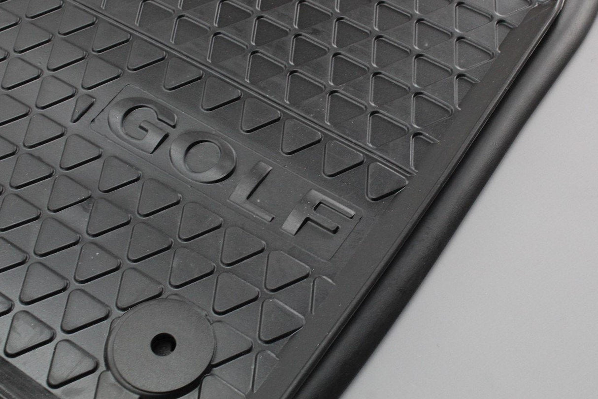VW Golf MK5 MK6 2004- 13 Front rubber floor mat set pair RHD 1K2061501A 041