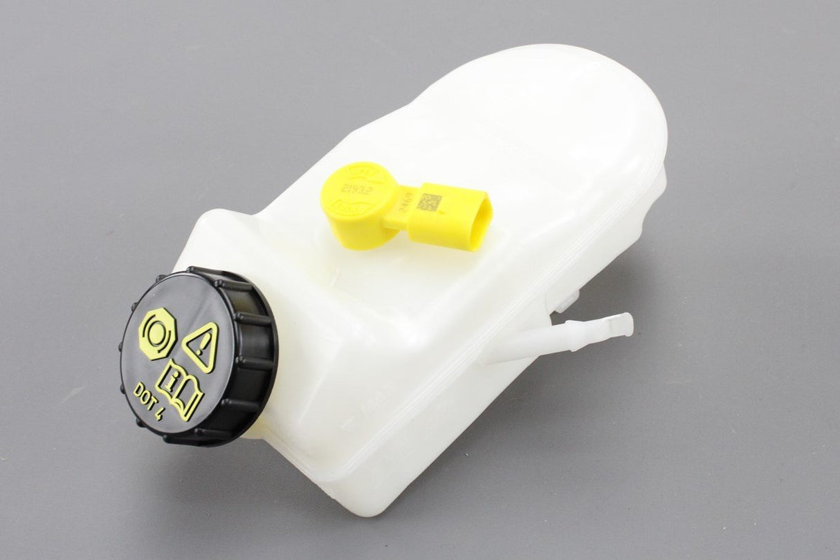 VW Transporter T6 16-19 brake fluid reservoir w/ level sens. 7E0611301F