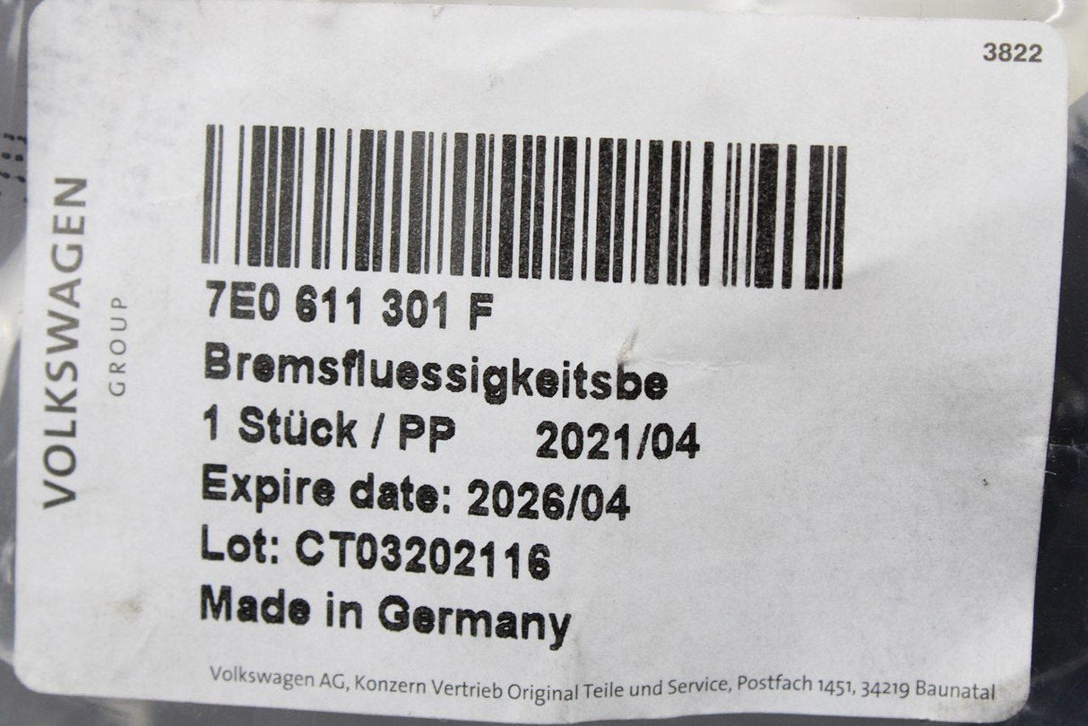 VW Transporter T6 16-19 brake fluid reservoir w/ level sens. 7E0611301F