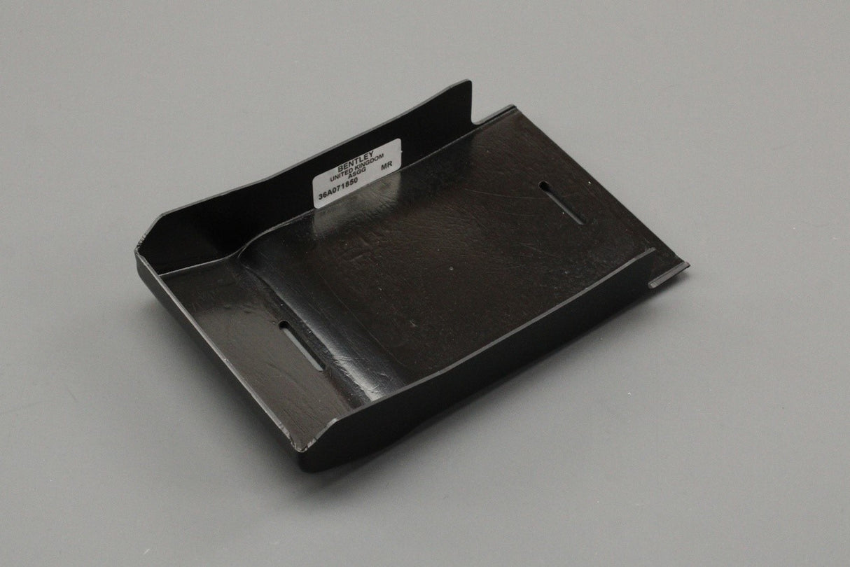 Bentley Bentayga 2017-2020 side step bracket protective cover (x1) 36A071850