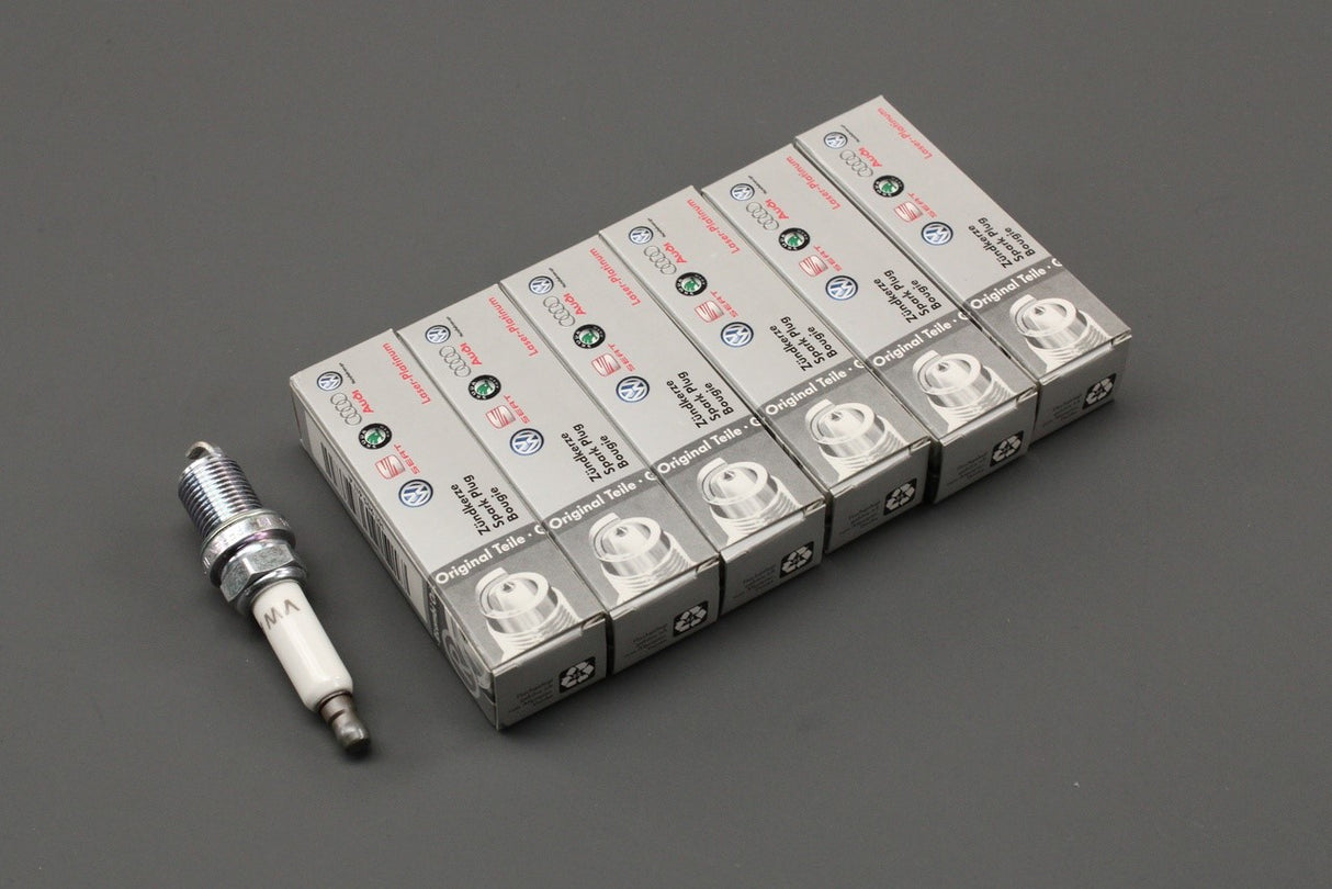 Audi A4 A5 A6 A8 Q5 2008-2012 3.2 V6 spark plug set (x6) 101905611A
