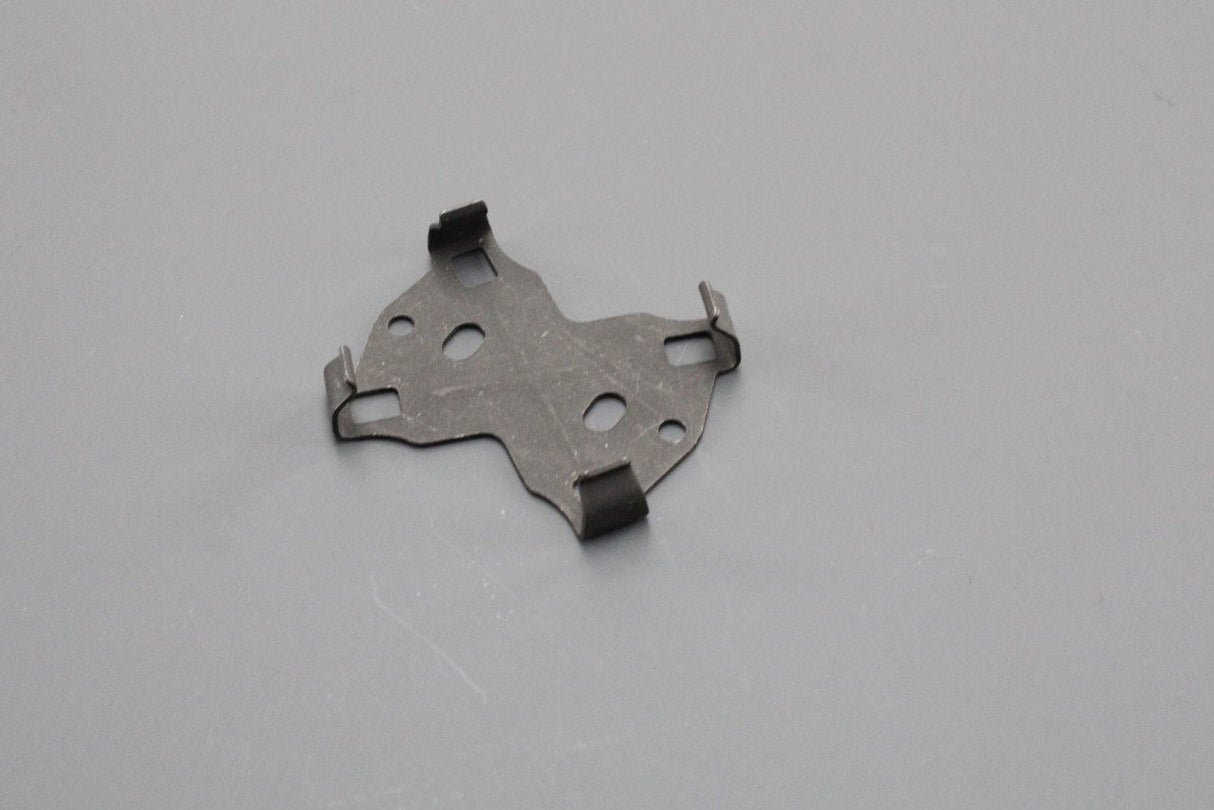 VW Audi interior mirror mounting spring clip 8S0857945