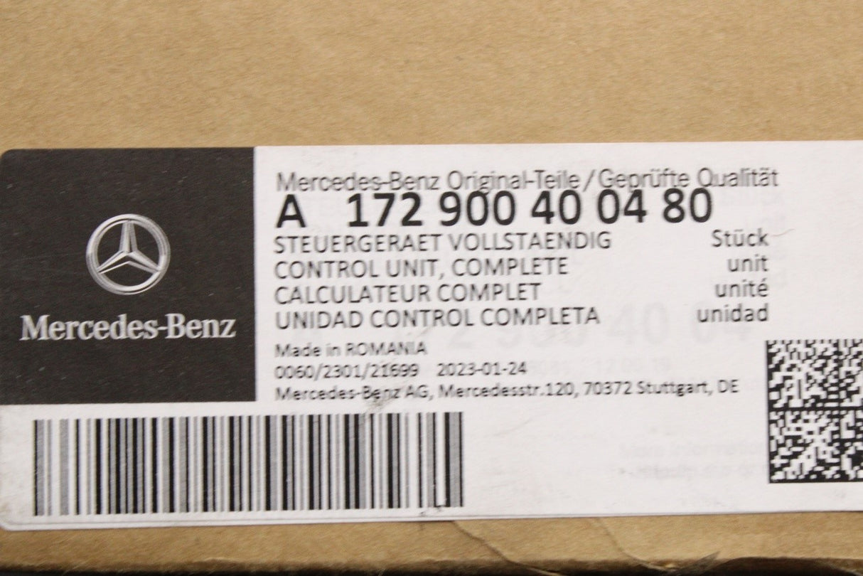 Mercedes-Benz interior display screen A172900400480