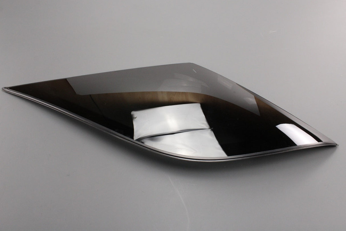 Mercedes-Benz GLE W166 11-19 rear left quarter panel window A1666702312