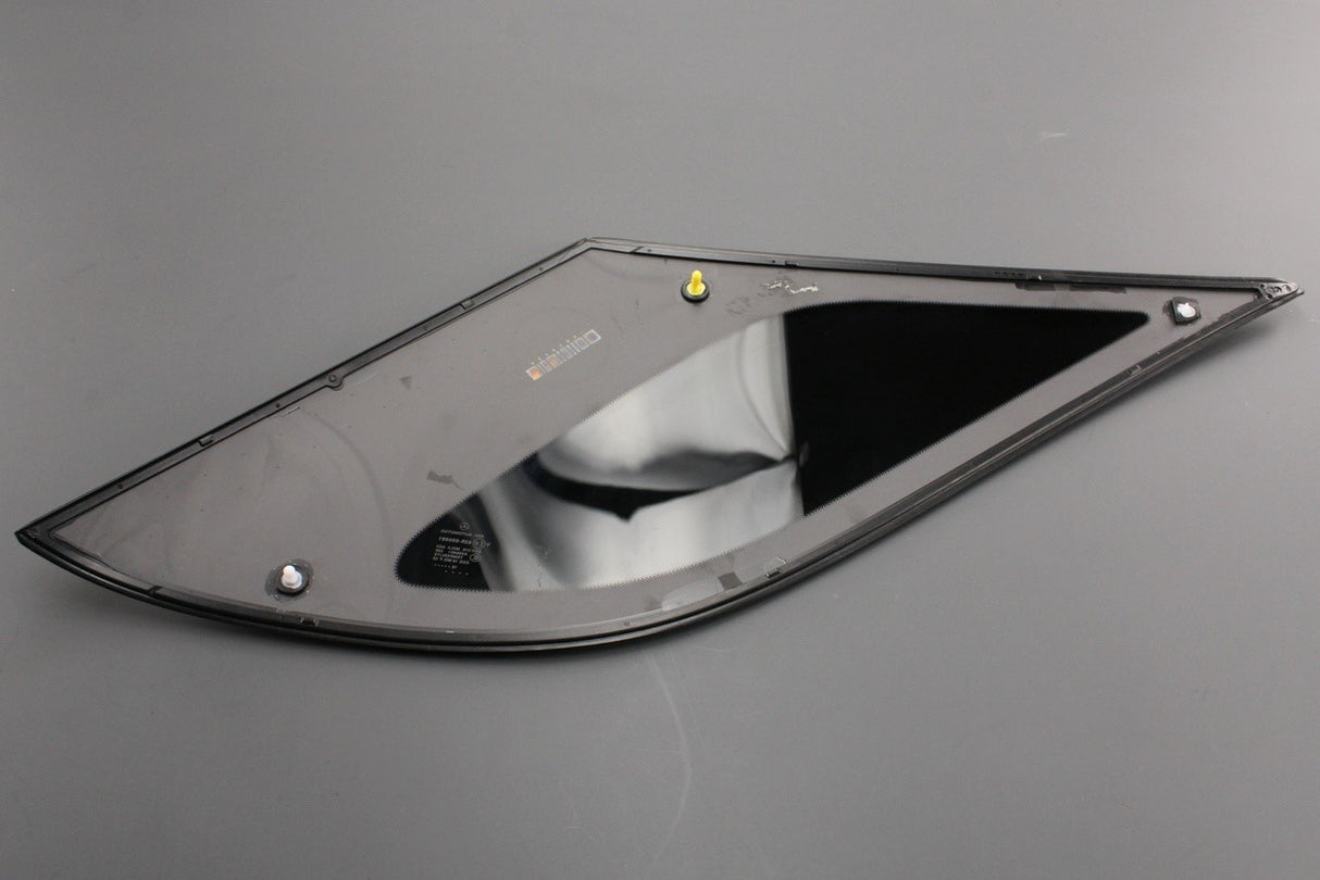 Mercedes-Benz GLE W166 11-19 rear left quarter panel window A1666702312