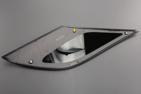 Mercedes-Benz GLE W166 11-19 rear left quarter panel window A1666702312