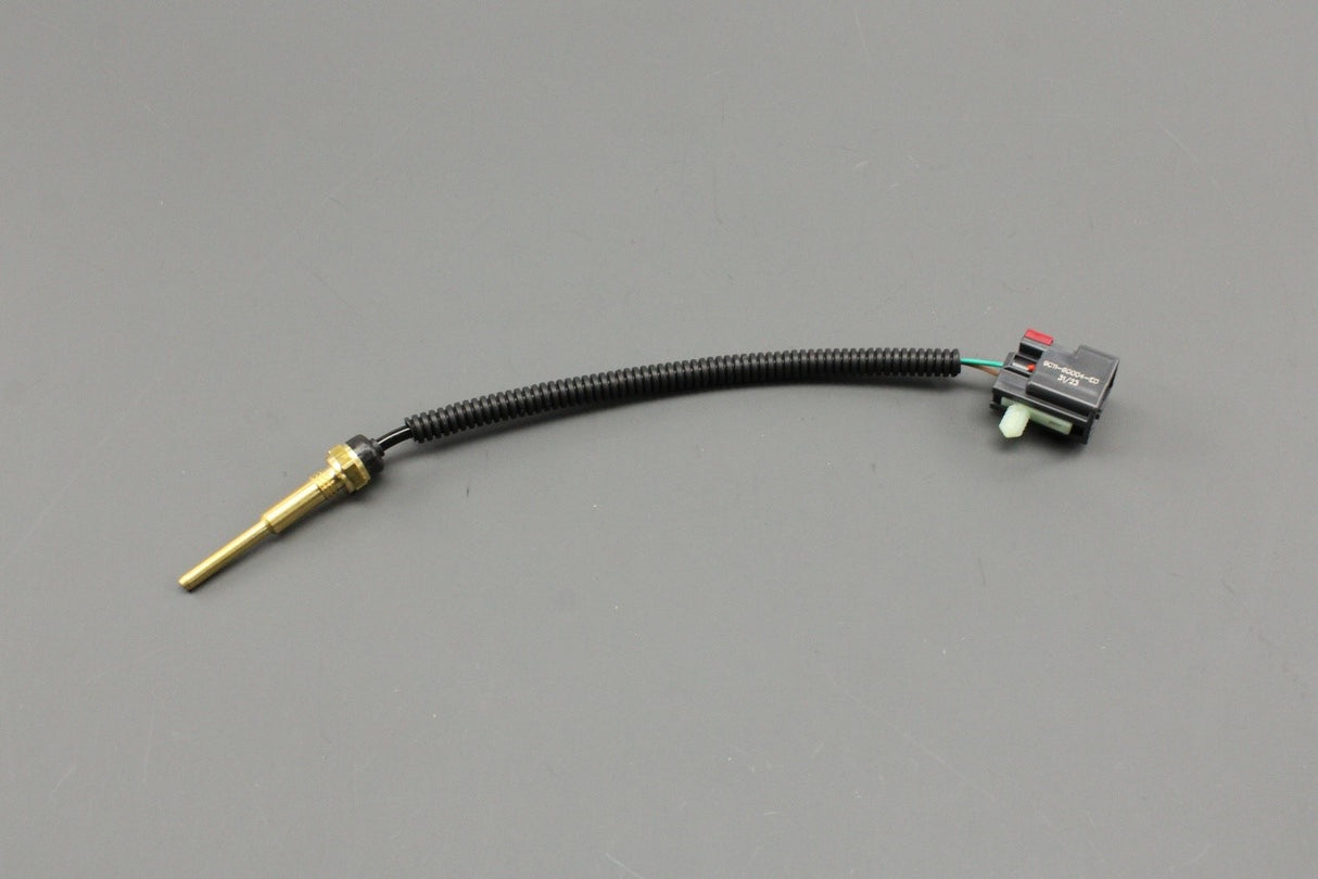 Land Rover Defender L316 2.4 diesel engine temperature sensor LR039220