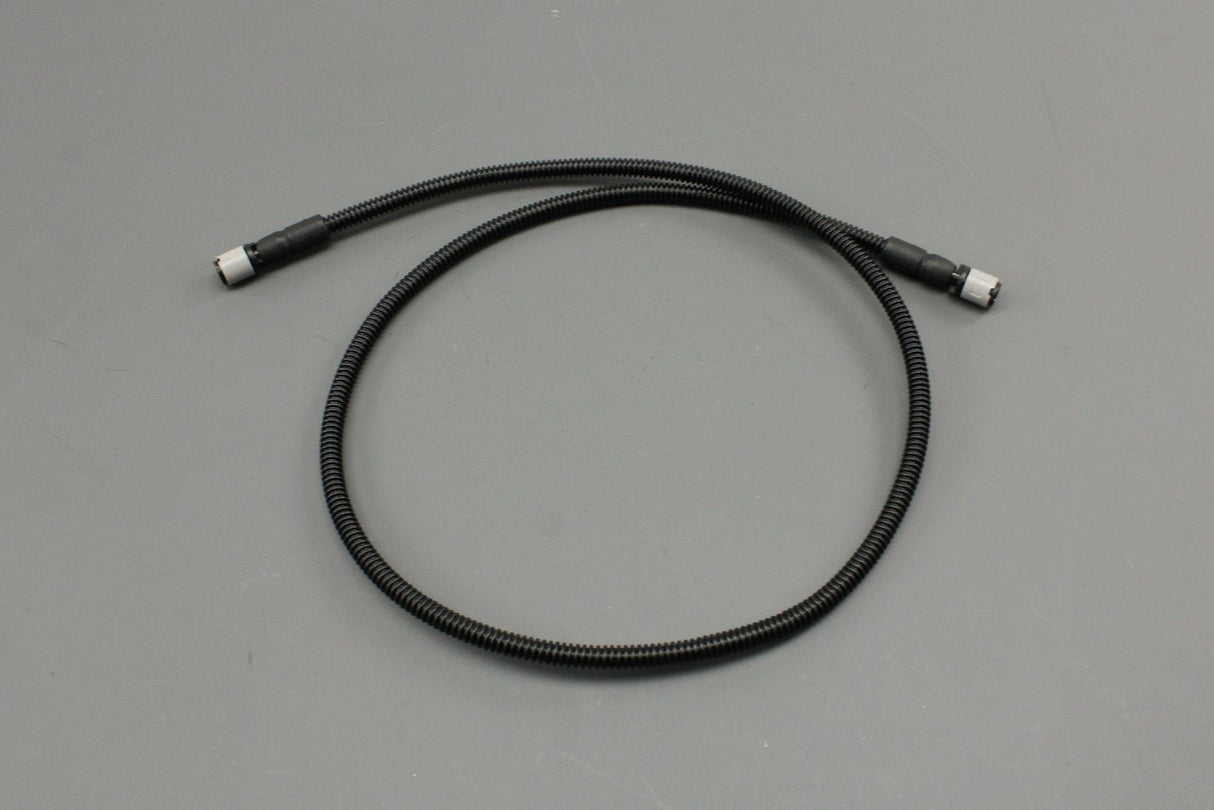 Land Rover Discovery Sport L550 15-on screen-wash hose (Lower) LR077441