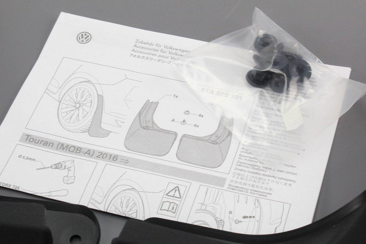 VW Polo 6R 2010-14 Rear short accessory mud flaps set 6R0075106