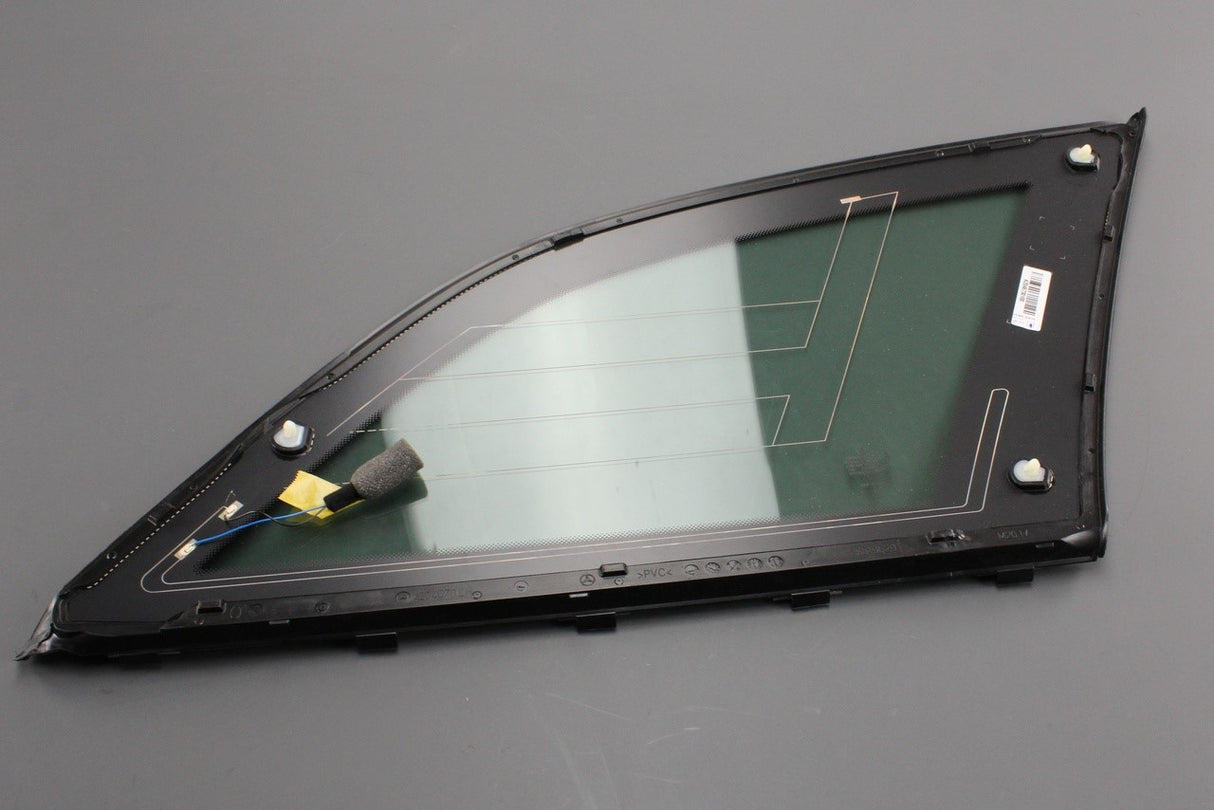 Mercedes-Benz C-Class Estate W204 rear side window (left) A2046730100