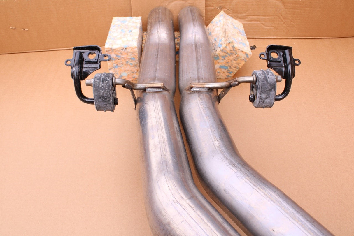 Bentley Bentayga 2021-on rear silencer with exhaust flap 36A253181M