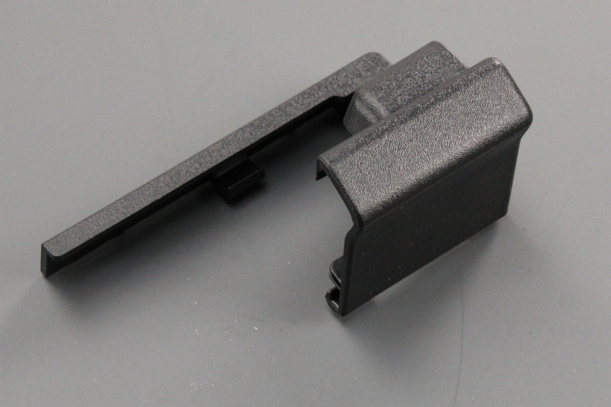 Land Rover Discovery 5 2017-on front seat track cover LR080758