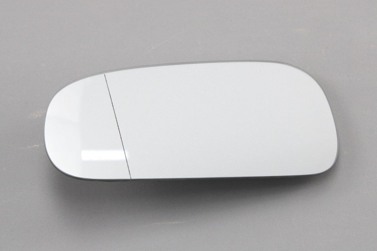 VW Fox 05-12 RHD Left passenger mirror glass 5Z2857521A