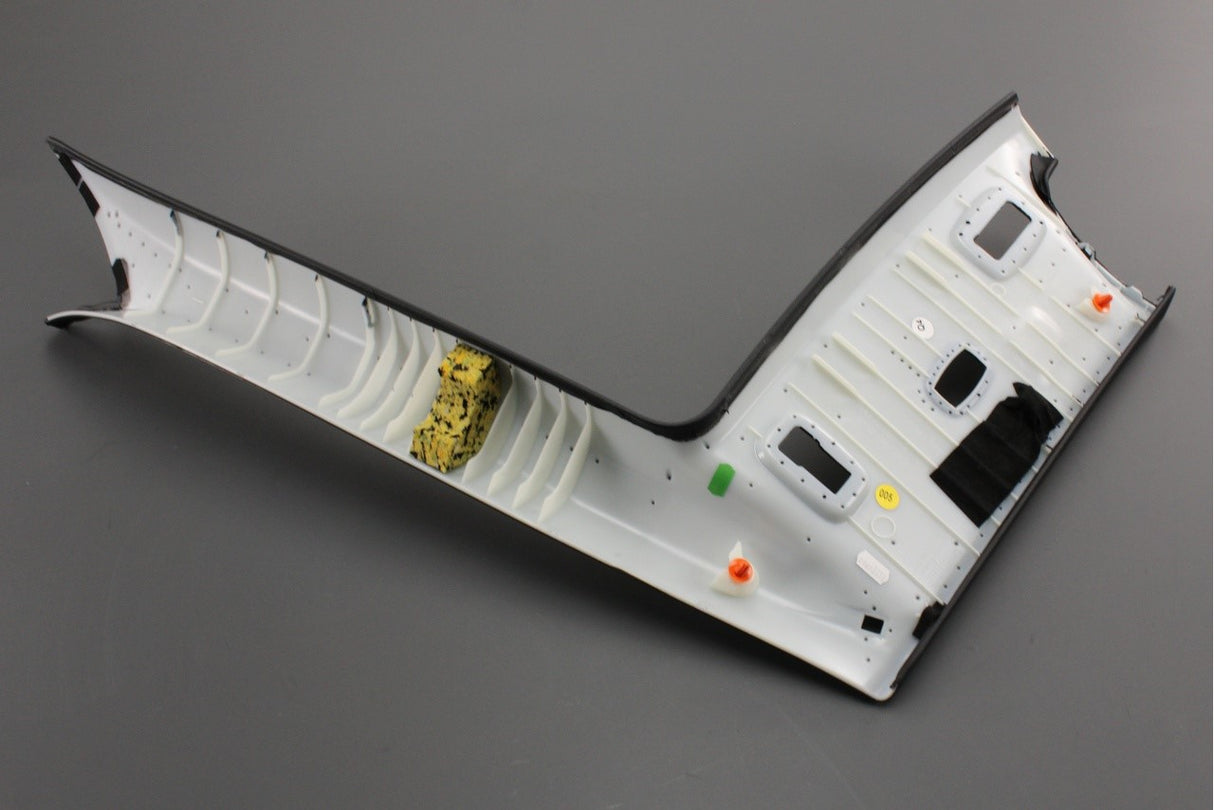 Mercedes-Benz E-Class Cabriolet 17- a-pillar trim (left) A23869025009J24