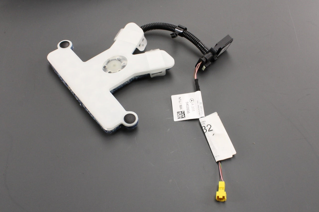 Mercedes-Benz C-Class 205 drivers seat cushion (Coupe) A20591088469D88