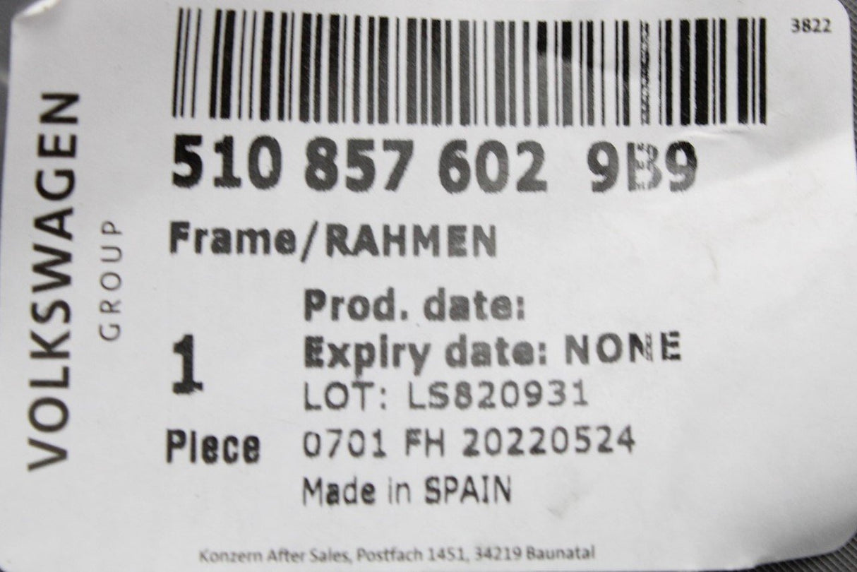 VW Golf SV Touran wing mirror surround trim frame (right) 510857602 9B9