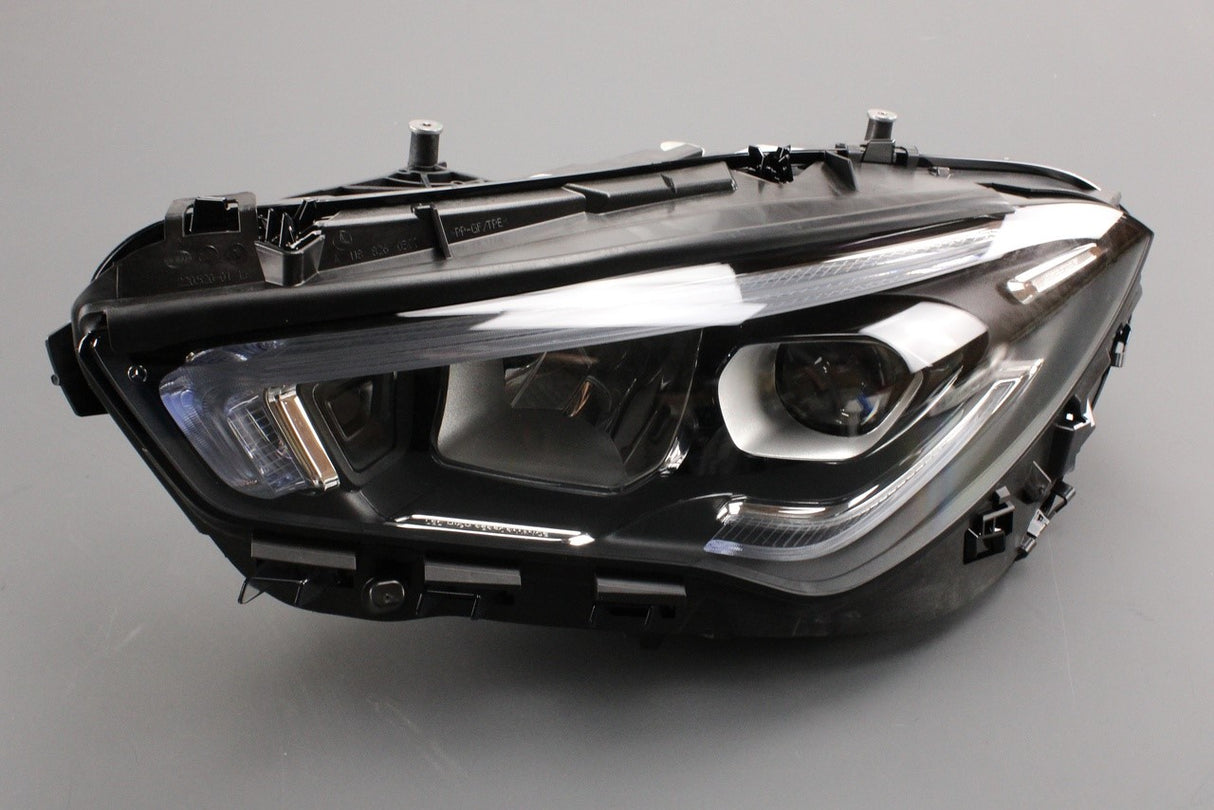 Mercedes-Benz CLA 118 2019-23 LED headlight (left) A1189064100