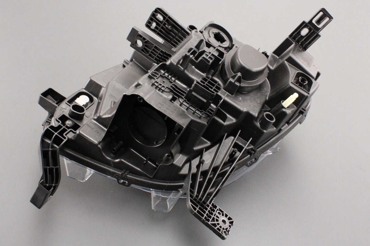 Smart ForFour 453 2014-19 halogen headlight (right) A4539061401