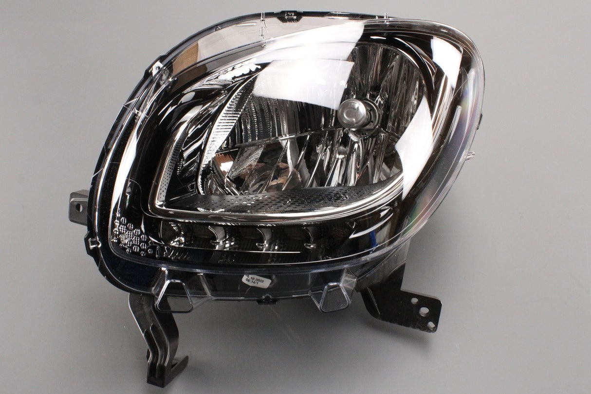 Smart ForFour 453 2014-19 halogen headlight (left) A4539060601