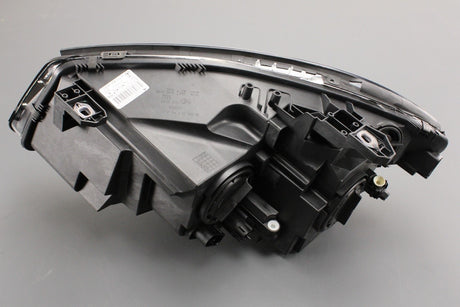 Mercedes-Benz CLA 117 2013-19 halogen headlight (right) A1178200661