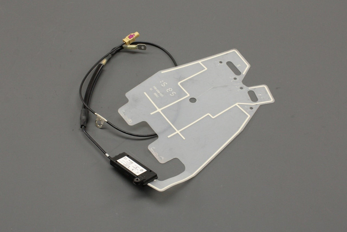 VW Transporter T6.1 2020-on FM2 aerial module 7LA035532A